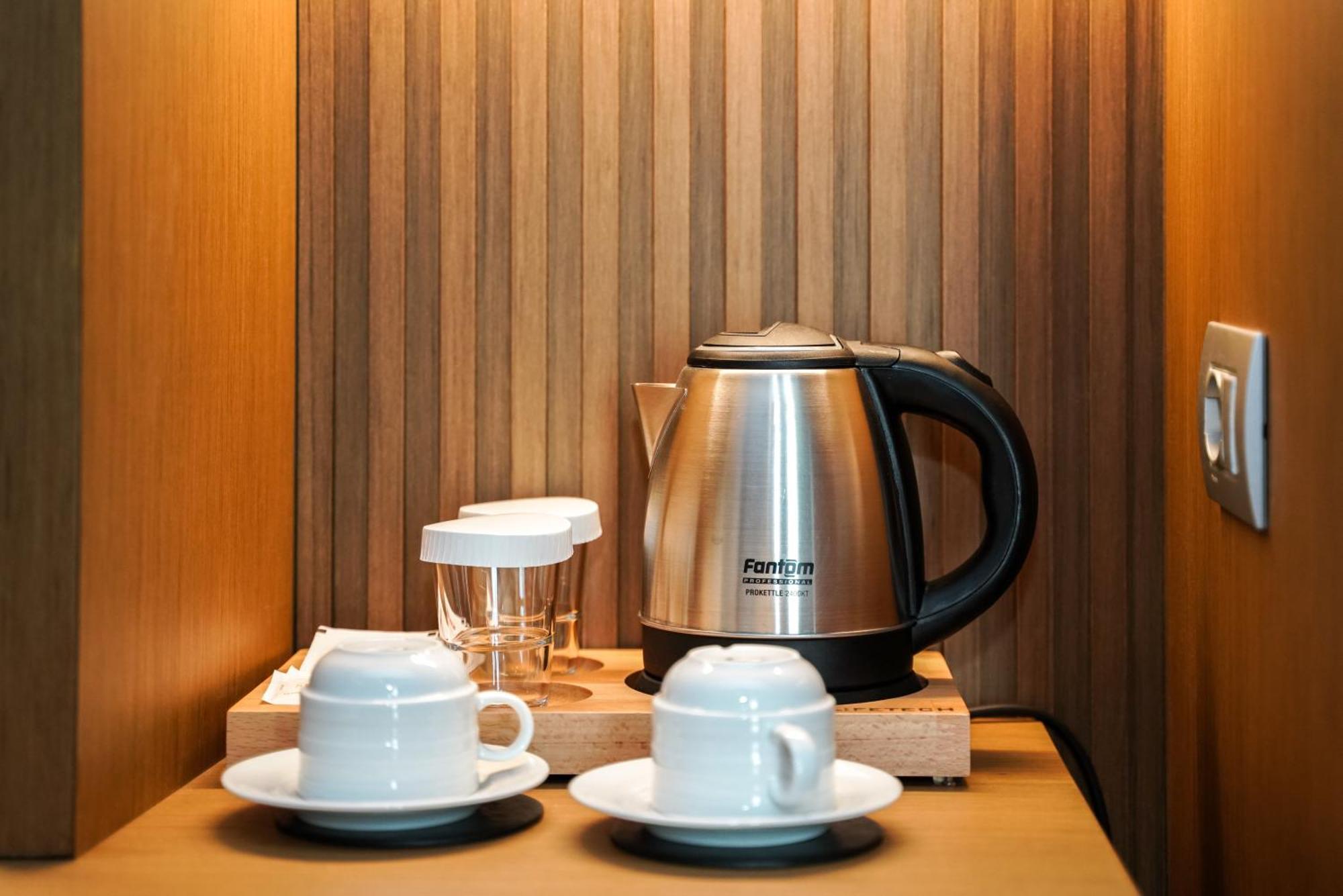 Supreme Hotel Golem  Ngoại thất bức ảnh